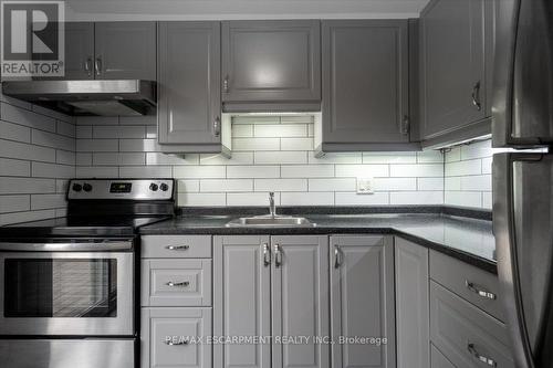 36 Sumach Street, Hamilton, ON - Indoor Photo Showing Kitchen