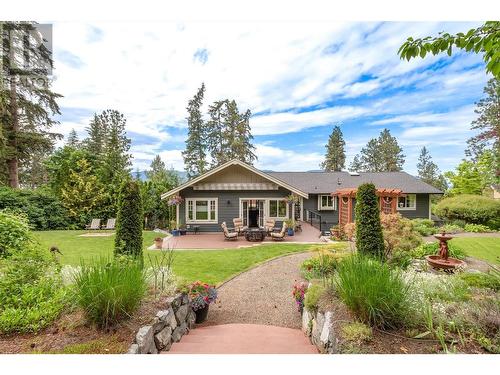 5139 Lakeshore Road, Kelowna, BC - Outdoor