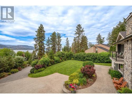 5139 Lakeshore Road, Kelowna, BC - Outdoor