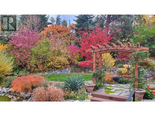 5139 Lakeshore Road, Kelowna, BC - Outdoor