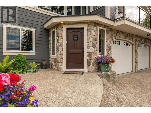 5139 Lakeshore Road, Kelowna, BC - Outdoor