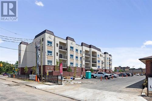 7887 Edgar Unit# 305, Windsor, ON - Outdoor With Facade