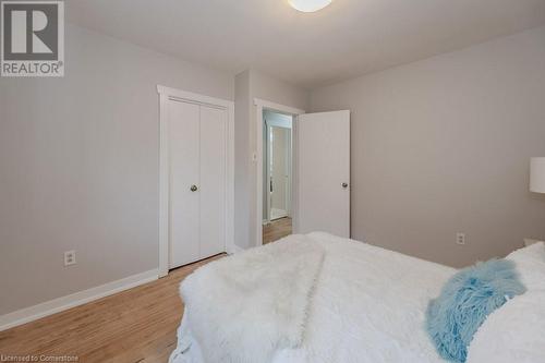 10 Greenwood Avenue, Cambridge, ON - Indoor Photo Showing Bedroom