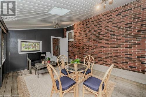 10 Greenwood Avenue, Cambridge, ON - Indoor Photo Showing Dining Room