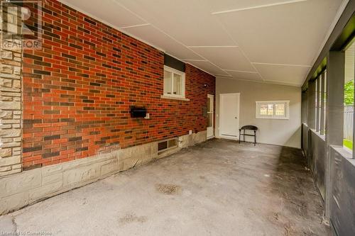 10 Greenwood Avenue, Cambridge, ON - Indoor Photo Showing Other Room