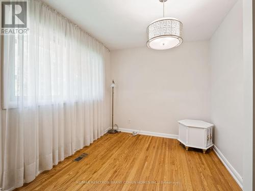 120 Laurentide Drive, Toronto, ON - Indoor Photo Showing Other Room