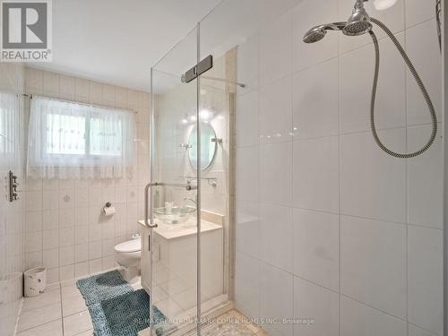 120 Laurentide Drive, Toronto, ON - Indoor Photo Showing Bathroom