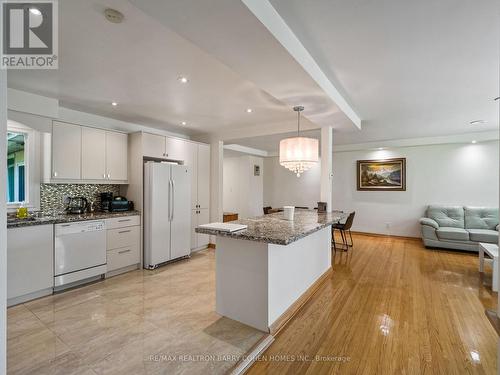 120 Laurentide Drive, Toronto, ON - Indoor Photo Showing Kitchen