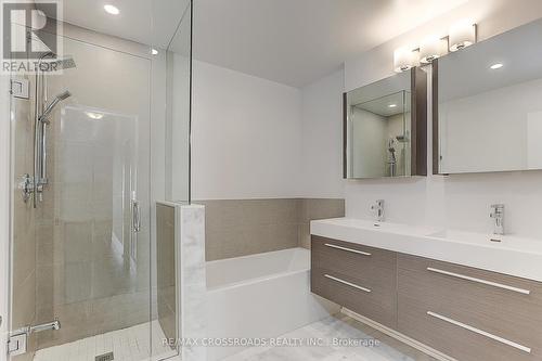 Th16 - 270 Davenport Road, Toronto, ON - Indoor Photo Showing Bathroom