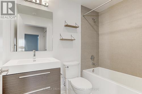 Th16 - 270 Davenport Road, Toronto, ON - Indoor Photo Showing Bathroom