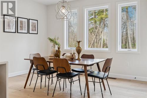 1311 Heritage Line S, Otonabee-South Monaghan, ON - Indoor Photo Showing Dining Room