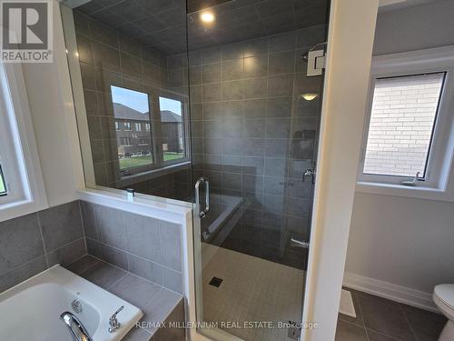 813 Knights Lane, Woodstock, ON - Indoor Photo Showing Bathroom