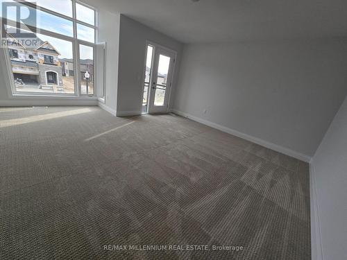 813 Knights Lane, Woodstock, ON - Indoor Photo Showing Other Room