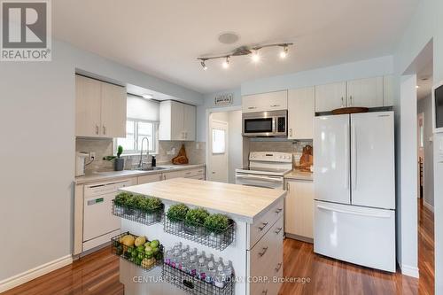 39 Brunswick Avenue, London, ON - Indoor Photo Showing Kitchen