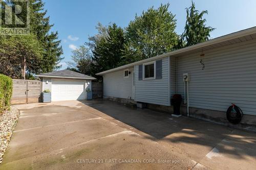 39 Brunswick Avenue, London, ON - Outdoor With Exterior