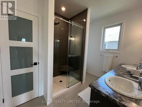 130 Graydon Drive, South-West Oxford (Mount Elgin), ON - Indoor Photo Showing Bathroom