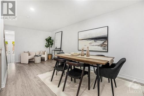 310 Ventanna Street, Ottawa, ON - Indoor Photo Showing Dining Room