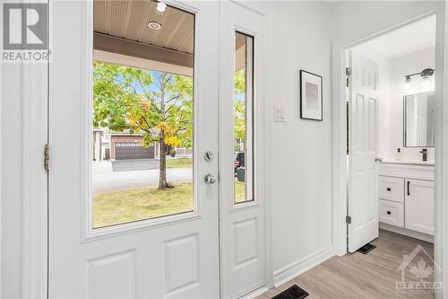 310 Ventanna Street, Ottawa, ON - Indoor Photo Showing Other Room