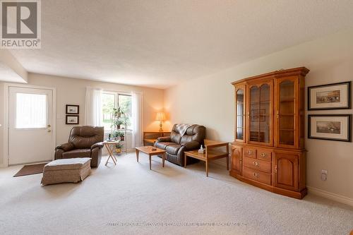 18 - 499 Teeple Terrace, London, ON - Indoor Photo Showing Living Room