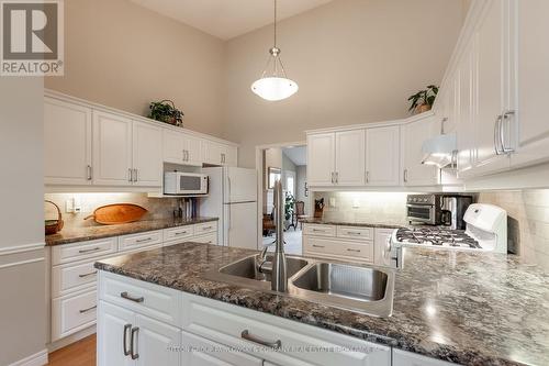 18 - 499 Teeple Terrace, London, ON - Indoor Photo Showing Kitchen With Double Sink