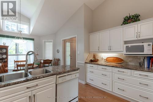 18 - 499 Teeple Terrace, London, ON - Indoor Photo Showing Kitchen With Double Sink