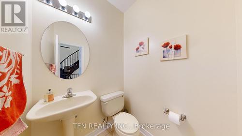 21 Wolf Creek Crescent, Vaughan, ON - Indoor Photo Showing Bathroom