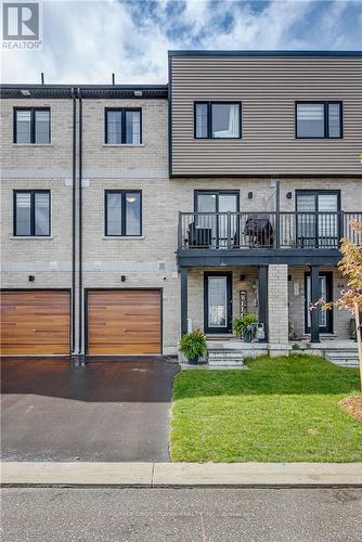 66 Pumpkin Corner Crescent, Barrie, ON - Outdoor With Facade