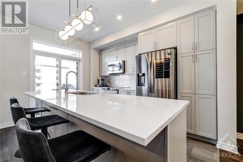 203 Tim Sheehan Place, Ottawa, ON - Indoor Photo Showing Kitchen With Upgraded Kitchen