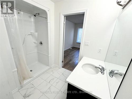 1057 Aspen Ridge Crescent, Lakeshore, ON - Indoor Photo Showing Bathroom