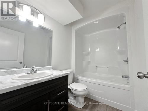 1057 Aspen Ridge Crescent, Lakeshore, ON - Indoor Photo Showing Bathroom