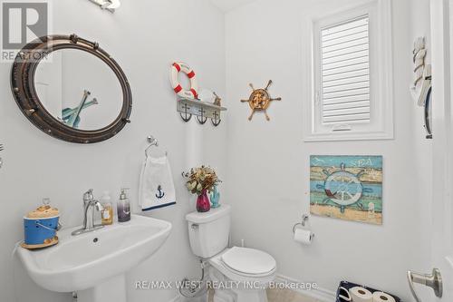 133 Mcfarlane Crescent, Centre Wellington, ON - Indoor Photo Showing Bathroom