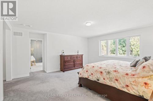 133 Mcfarlane Crescent, Centre Wellington, ON - Indoor Photo Showing Bedroom