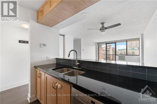 902 - 154 Nelson Street, Ottawa, ON - Indoor Photo Showing Kitchen With Double Sink