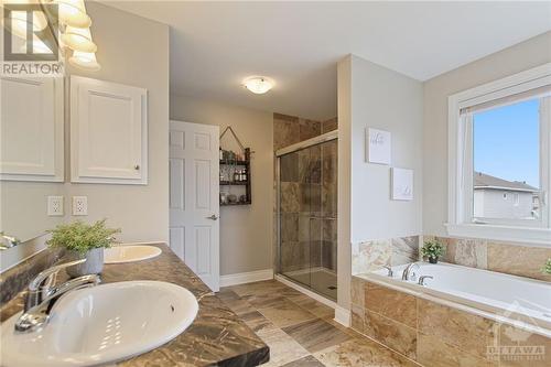 33 Borland Drive, Carleton Place, ON - Indoor Photo Showing Bathroom