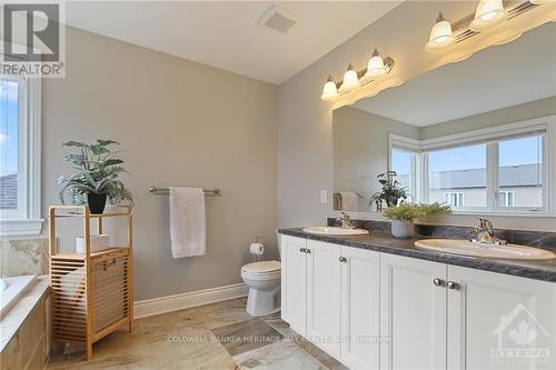 33 Borland Drive, Carleton Place, ON - Indoor Photo Showing Bathroom