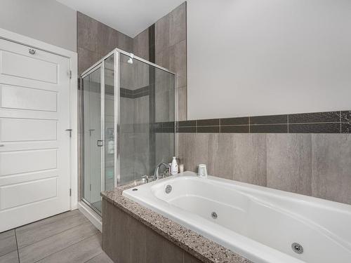 2765 Beachmount Cres, Kamloops, BC - Indoor Photo Showing Bathroom