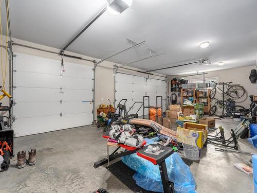 2765 Beachmount Cres, Kamloops, BC - Indoor Photo Showing Garage