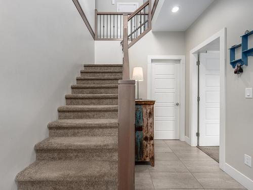 2765 Beachmount Cres, Kamloops, BC - Indoor Photo Showing Other Room