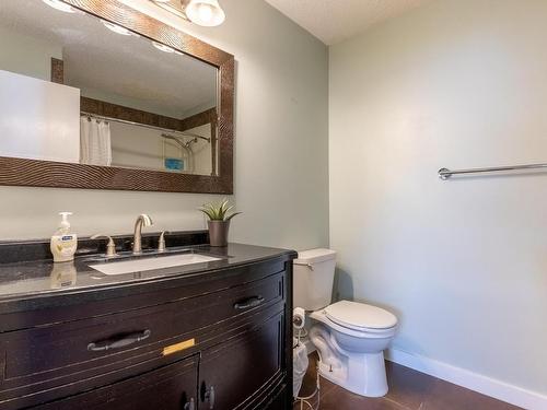 237 Juniper Place, Logan Lake, BC - Indoor Photo Showing Bathroom