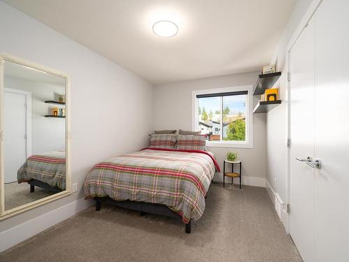 1314 Rockcress Drive, Kamloops, BC - Indoor Photo Showing Bedroom