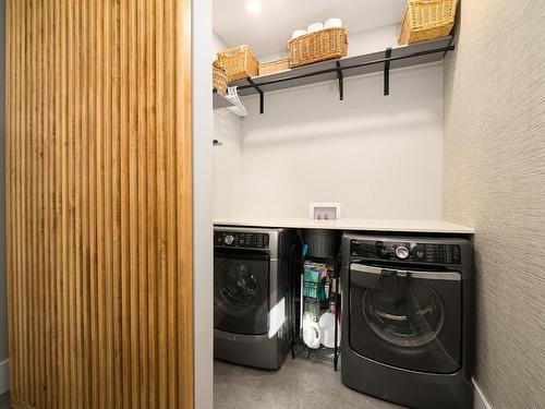 1314 Rockcress Drive, Kamloops, BC - Indoor Photo Showing Laundry Room