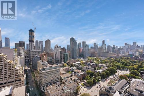 3002 - 200 Bloor Street W, Toronto, ON - Outdoor With View