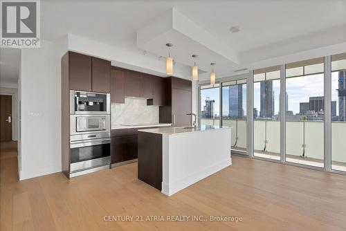 3002 - 200 Bloor Street W, Toronto, ON - Indoor Photo Showing Kitchen