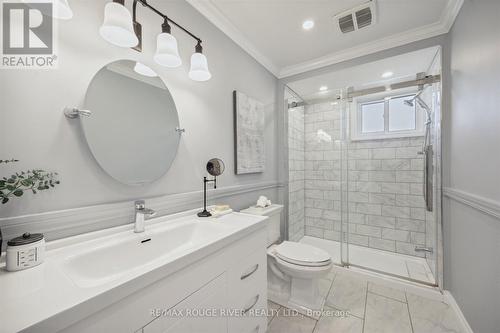 381 Colonsay Court, Oshawa, ON - Indoor Photo Showing Bathroom