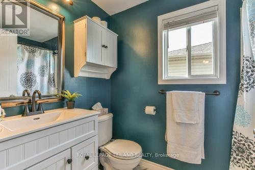 884 Marigold Street, London, ON - Indoor Photo Showing Bathroom