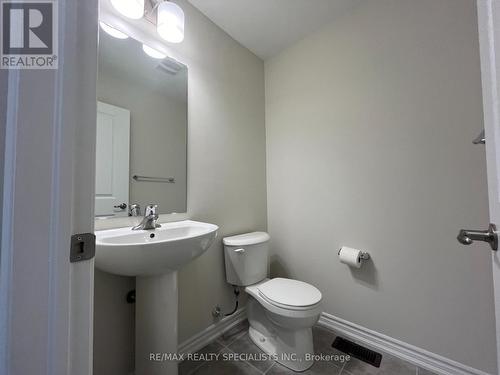 80 - 620 Colborne Street W, Brantford, ON - Indoor Photo Showing Bathroom