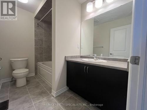 80 - 620 Colborne Street W, Brantford, ON - Indoor Photo Showing Bathroom