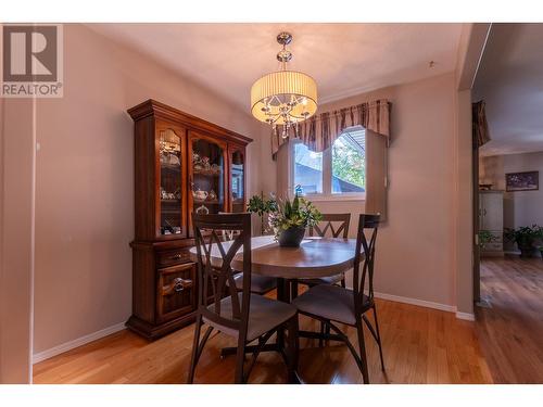 149 111 S Tabor Boulevard, Prince George, BC - Indoor Photo Showing Dining Room