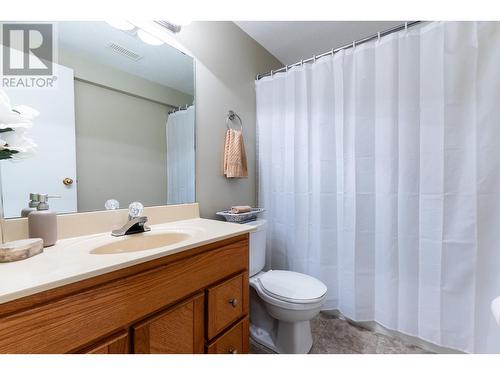 149 111 S Tabor Boulevard, Prince George, BC - Indoor Photo Showing Bathroom