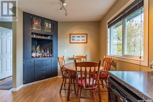 1164 Hochelaga Street W, Moose Jaw, SK - Indoor Photo Showing Dining Room